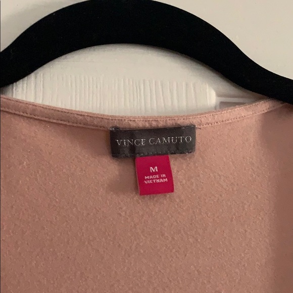 Vince Camuto Rose Light Sweater Sz Medium - Picture 2 of 6